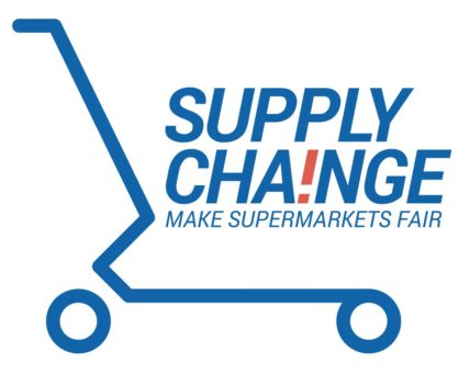 Logo der Supermarkt-Kampagne SUPPLY CHANGE mit Titel und einer schematischen Darstellung eines Einkaufswagens