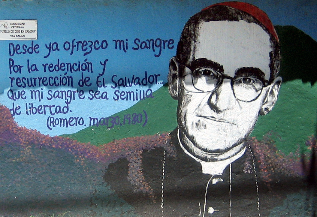 Ausschnitt eines Wandbilds auf dem Land in El Salvador mit Oscar Romero