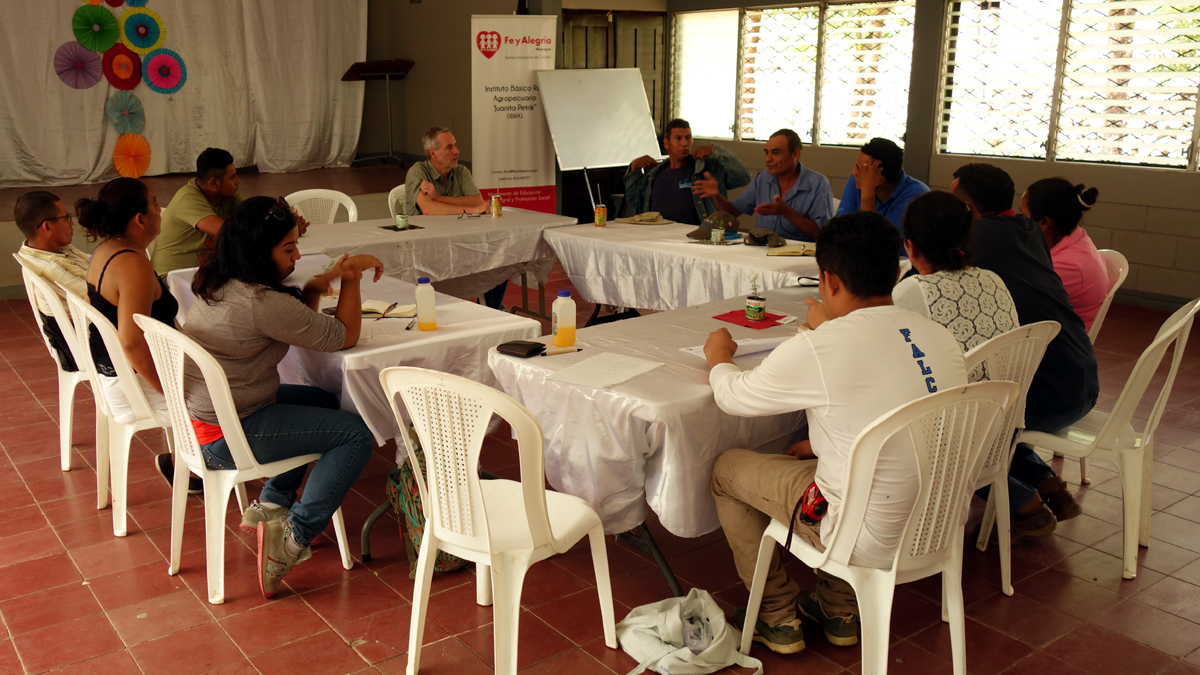 CIR Refernt Thomas Krämer trifft sich in Nicaragua mit Parner*innen des Klimaprojekts