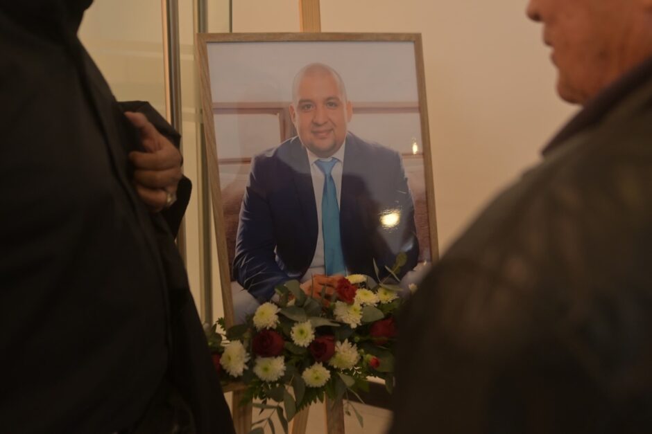 Die grausame Ermordung des bekannten Ex-Staatsanwalts, Anwalts und Aktivisten Juan Francisco Solórzano Foppa versetzt die Zivilgesellschaft Guatemalas in Schock. Die Tat legt erneut die tiefe Durchdringung der Gesellschaft durch kriminelle Netzwerke und Gewalt offen.
